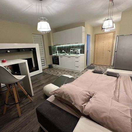 Uni Time Apartment By Lmg صوفيا المظهر الخارجي الصورة
